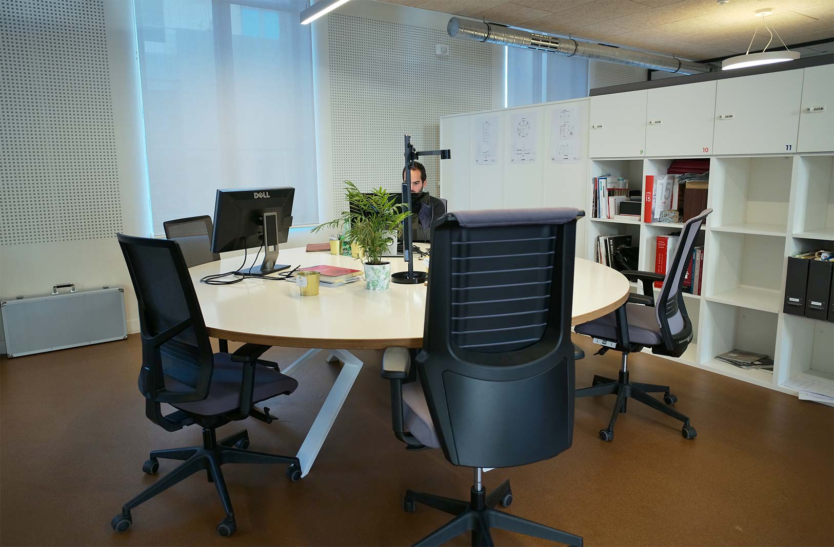 Coworking CitéFab Marseille- espace de travail_ open space
